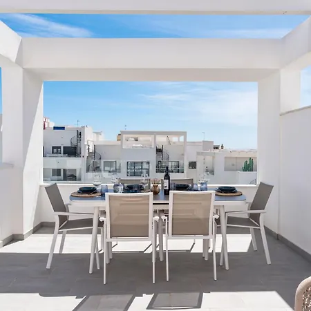 Bella Penthouse Apartment Estepona
